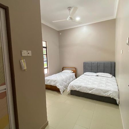 Sasuka Guesthouse Marang Εξωτερικό φωτογραφία