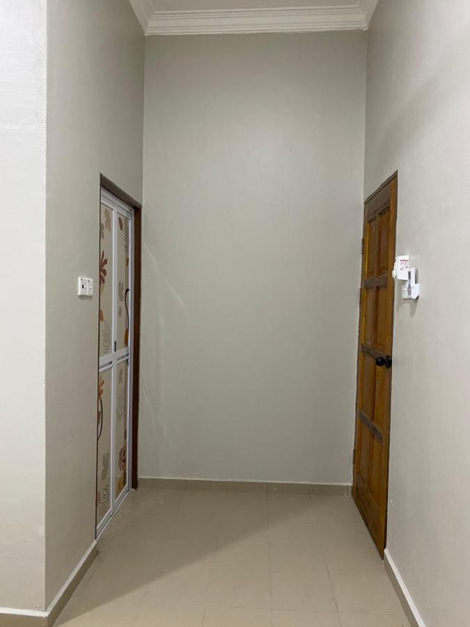 Sasuka Guesthouse Marang Εξωτερικό φωτογραφία