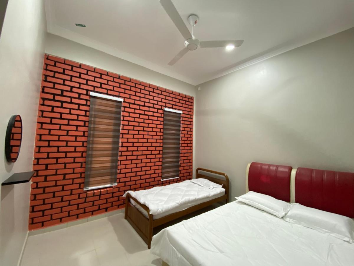 Sasuka Guesthouse Marang Εξωτερικό φωτογραφία