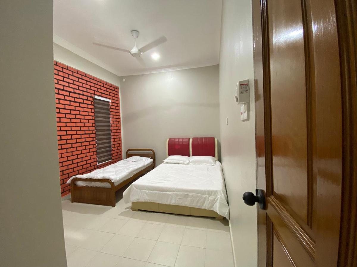 Sasuka Guesthouse Marang Εξωτερικό φωτογραφία